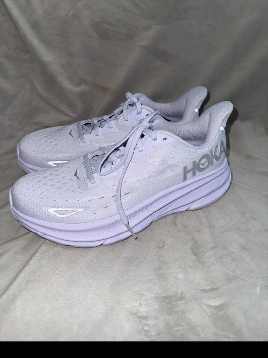 Hoka Shoes - Hoka One One Clifton 9 Starlight Glow